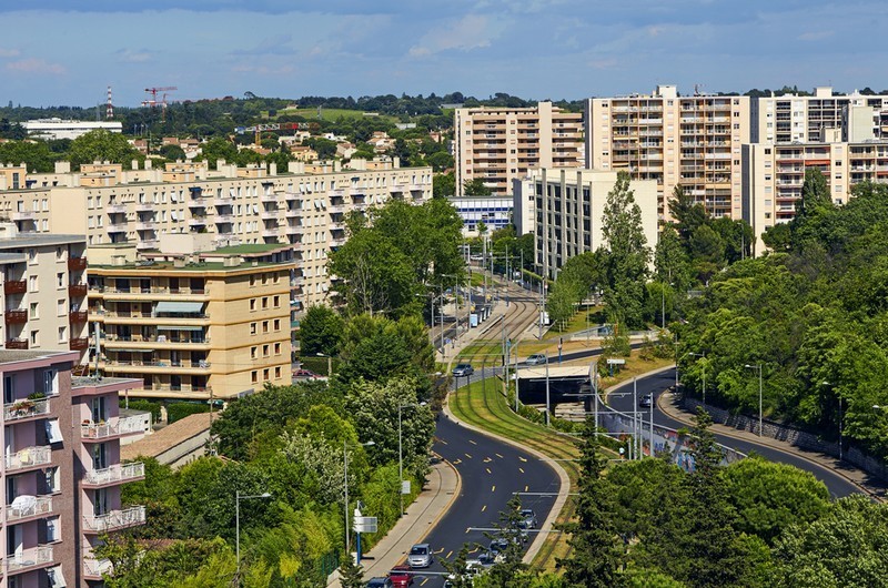 Vue sur une avenue de Montpellier