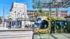 Le tramway de Montpellier à l'arrêt à une station