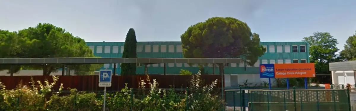 Le collège de la Croix d'Argent Le collège de la Croix d'Argent