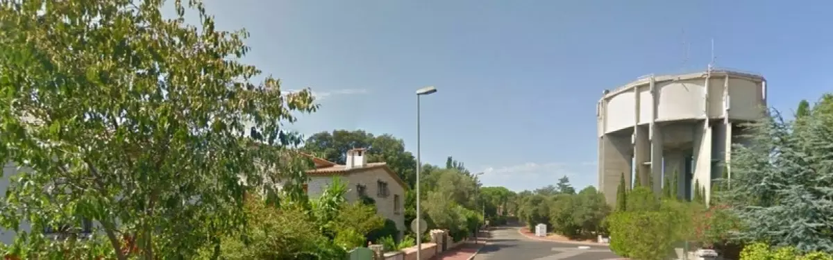 Le château d'eau de la rue de l'Esperou Le château d'eau de la rue de l'Esperou