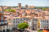 Vue aérienne de la vieille ville de Montpellier et sa cathédrale