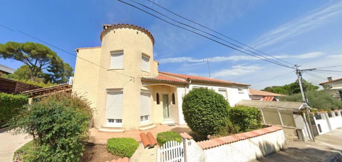 Des maisons modernes dans un décor champêtre, rue de Casseyrols, à Alco