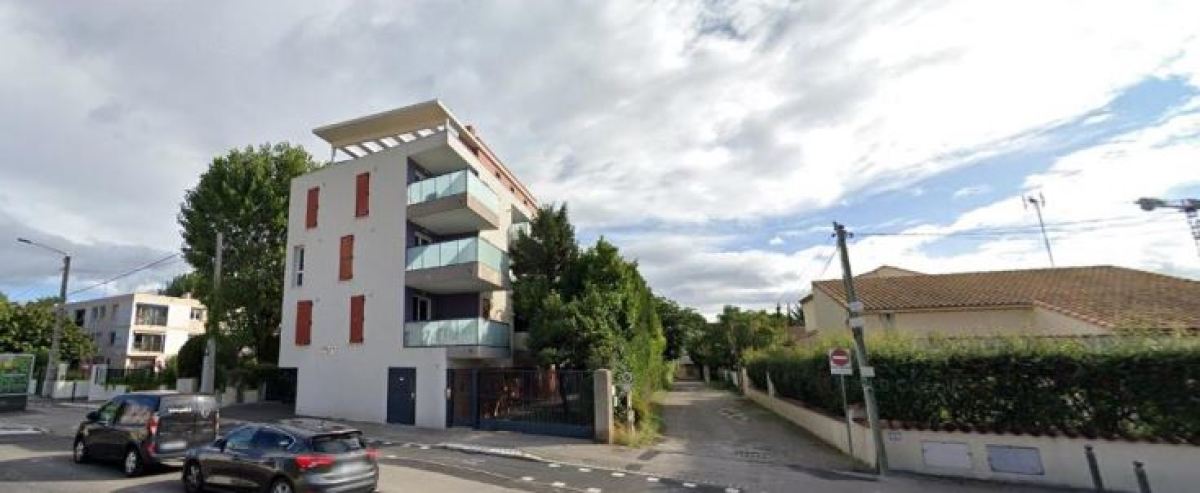 Un immeuble moderne sur l’avenue de la Pompignane, à Castelnau-le-Lez