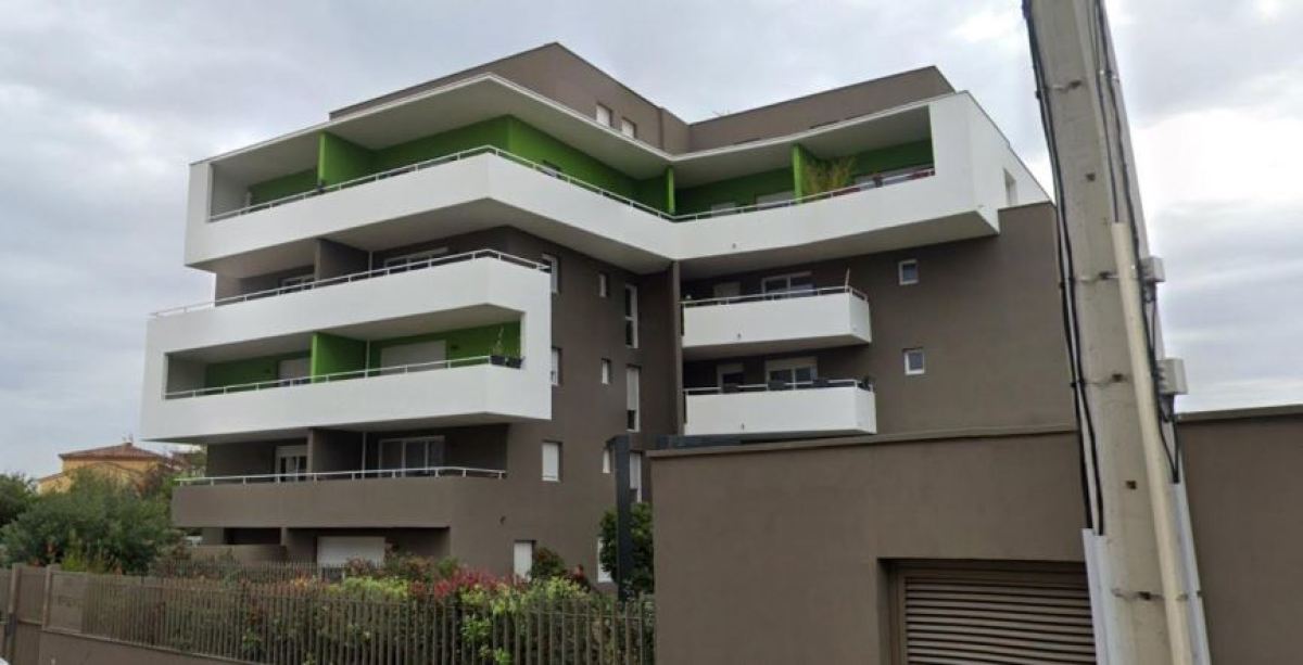 Immeuble moderne avec une façade aux couleurs attrayantes, avenue Étienne Méhul, Croix
	d’Argent