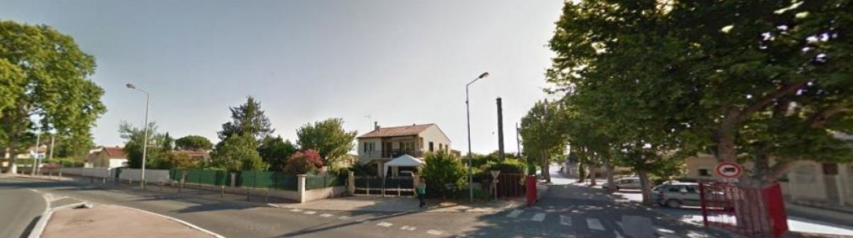 Une belle petite maison avec jardin dans la commune de Valergues