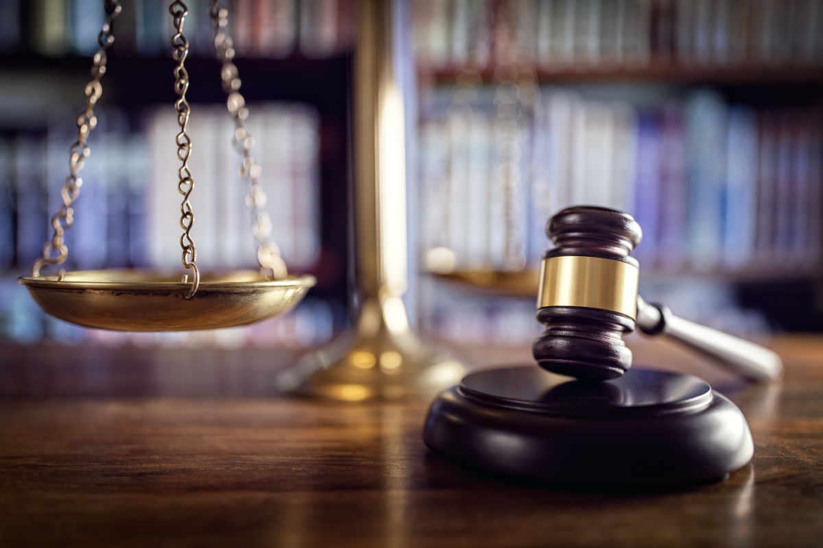 Représentation de la loi. Représentation de la loi avec la balance et le marteau