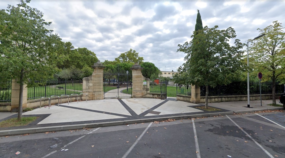 Celleneuve - Entrée du Parc de la Dioscoride