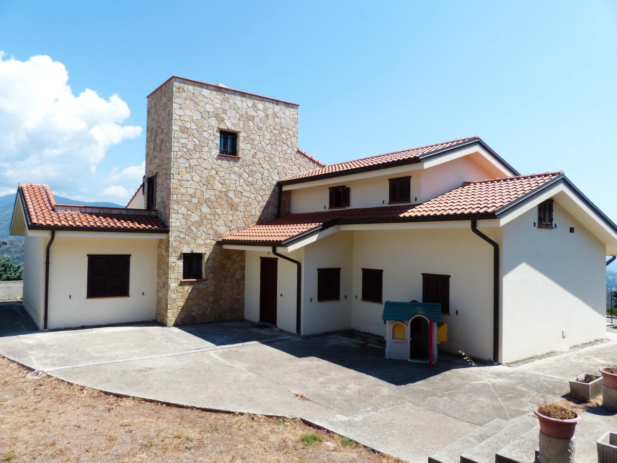 maison neuve Montpellier – Une maison individuelle récente avec du cachet