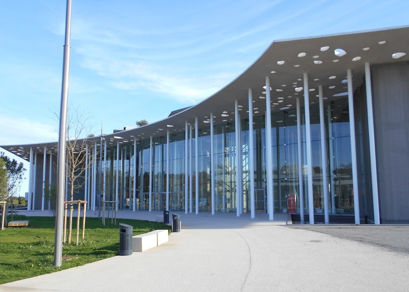 Place de la voie Domitienne Montpellier – La nouvelle faculté de médecine