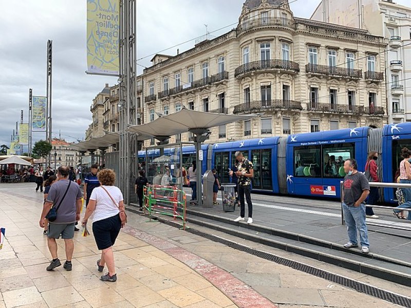 transformation de l’avenue Clémenceau à Montpellier –station de tramway au centre ville de Montpellier