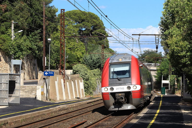 loi Pinel Saint-Aunès – le TER en gare de Saint Aunès 