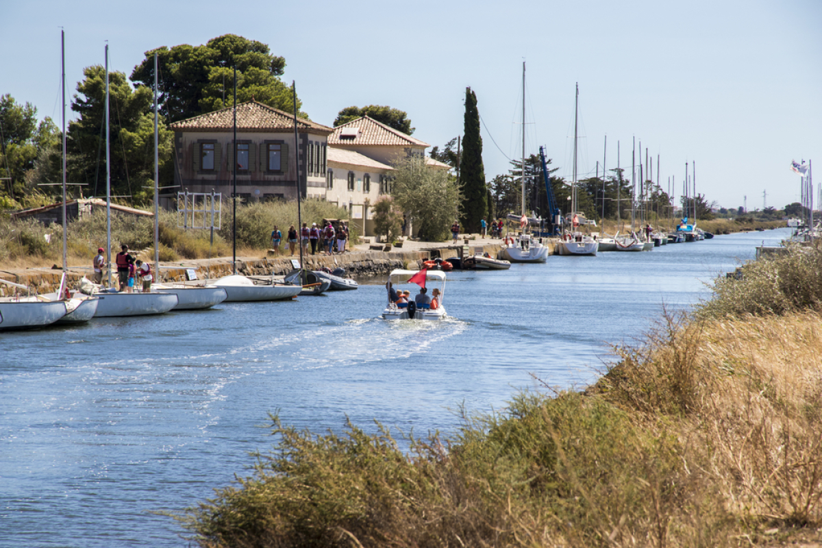 programme immobilier neuf à Marseillan – bateau sur le canal de Marseillan