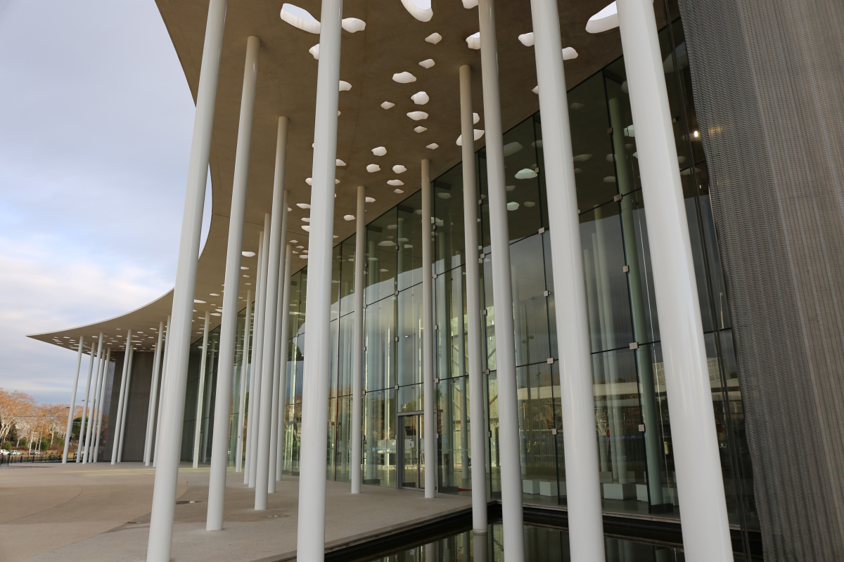  Nouvelle faculté de médecine de montpellier dessinée par François fontes et inaugurée en 2017.  

