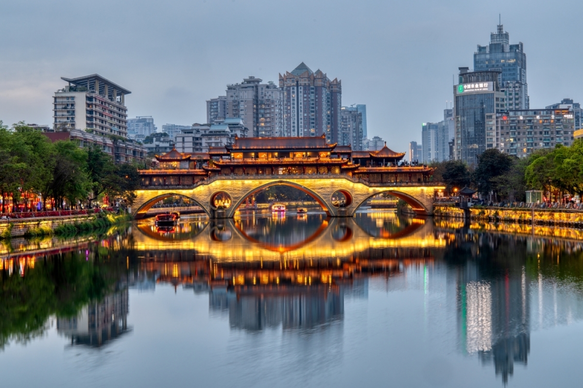 Montpellier est jumelée avec la ville de Chengdu Montpellier Antigone Place Li Jieren – Ville de Chengdu, Chine